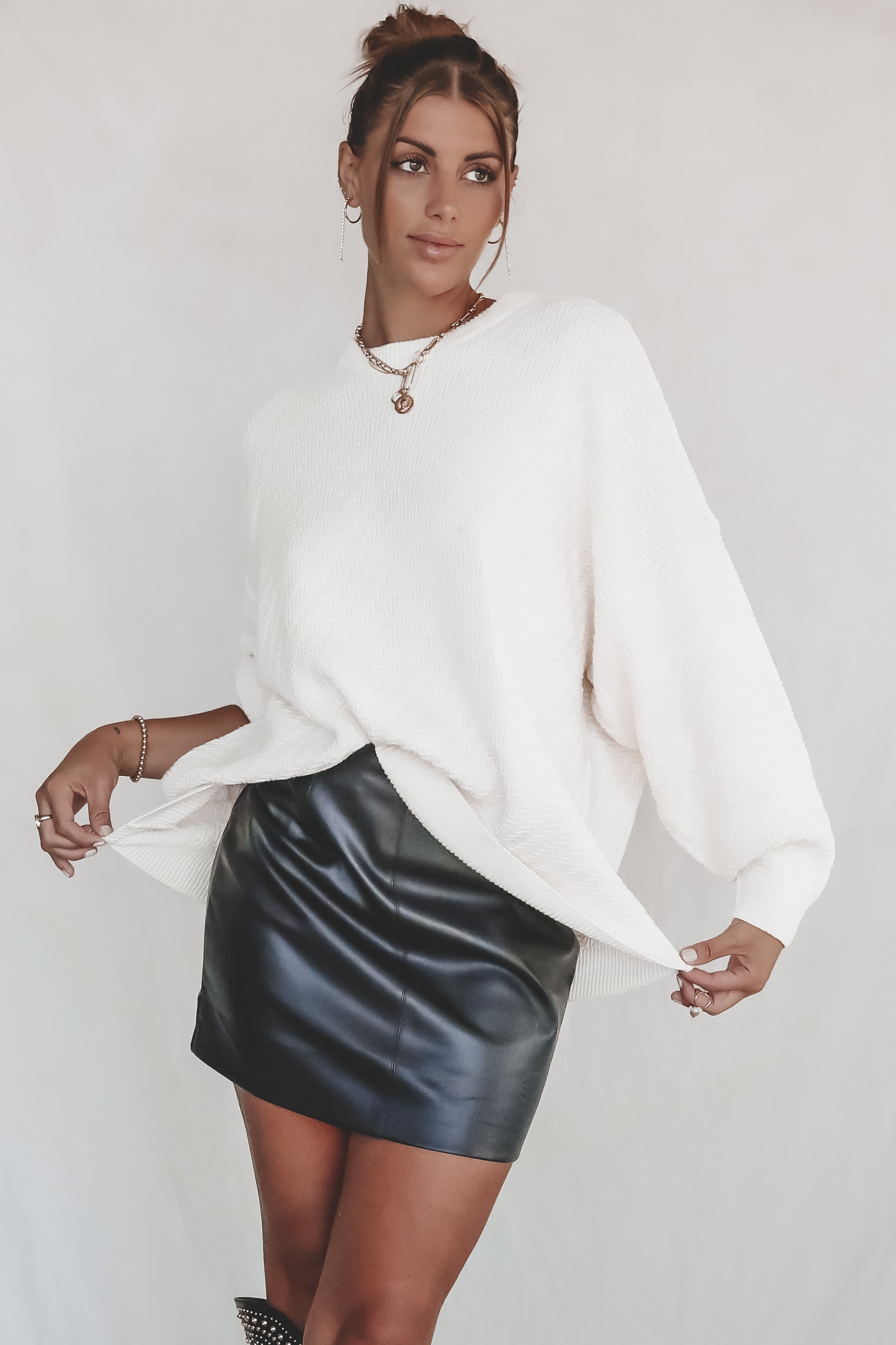 SHOW ME YOUR MUMU Crosby Sweater